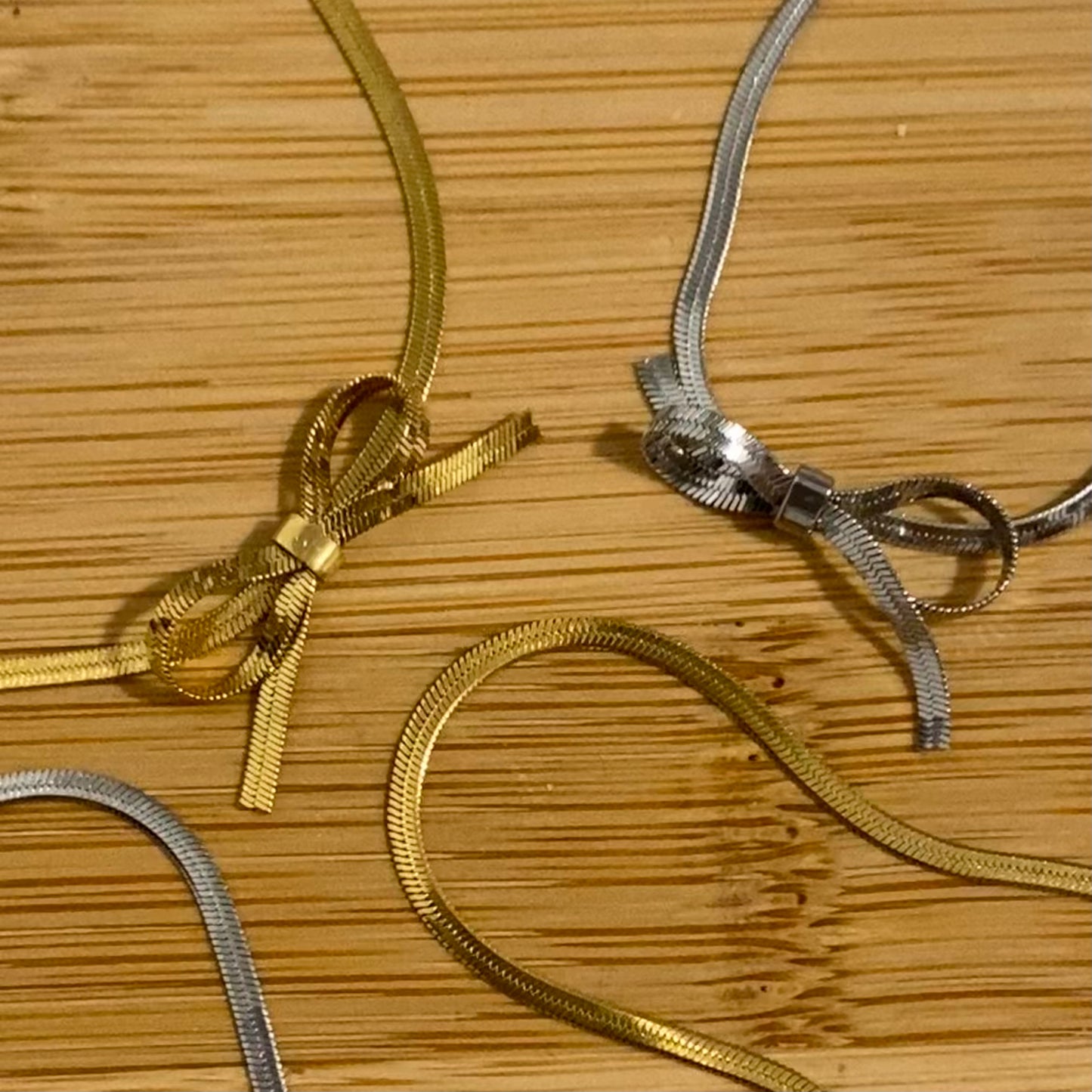 lazo de amor necklace